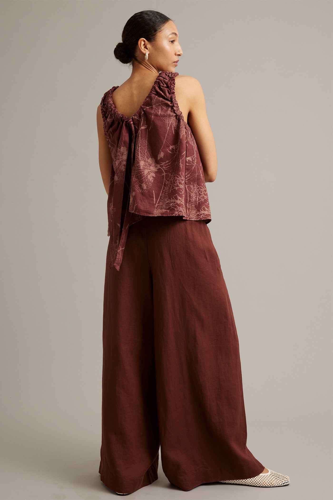 Wine red