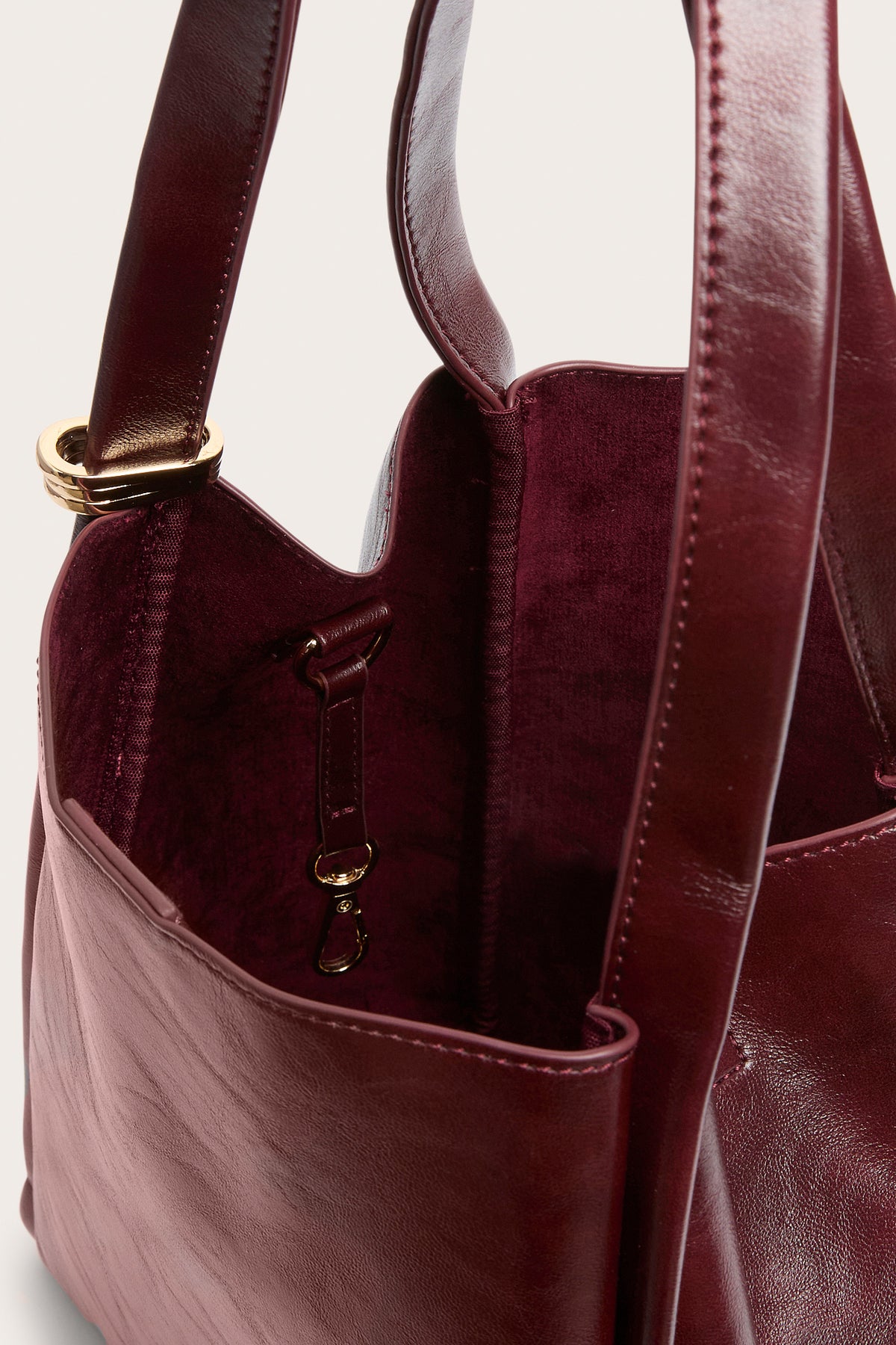 Wine red