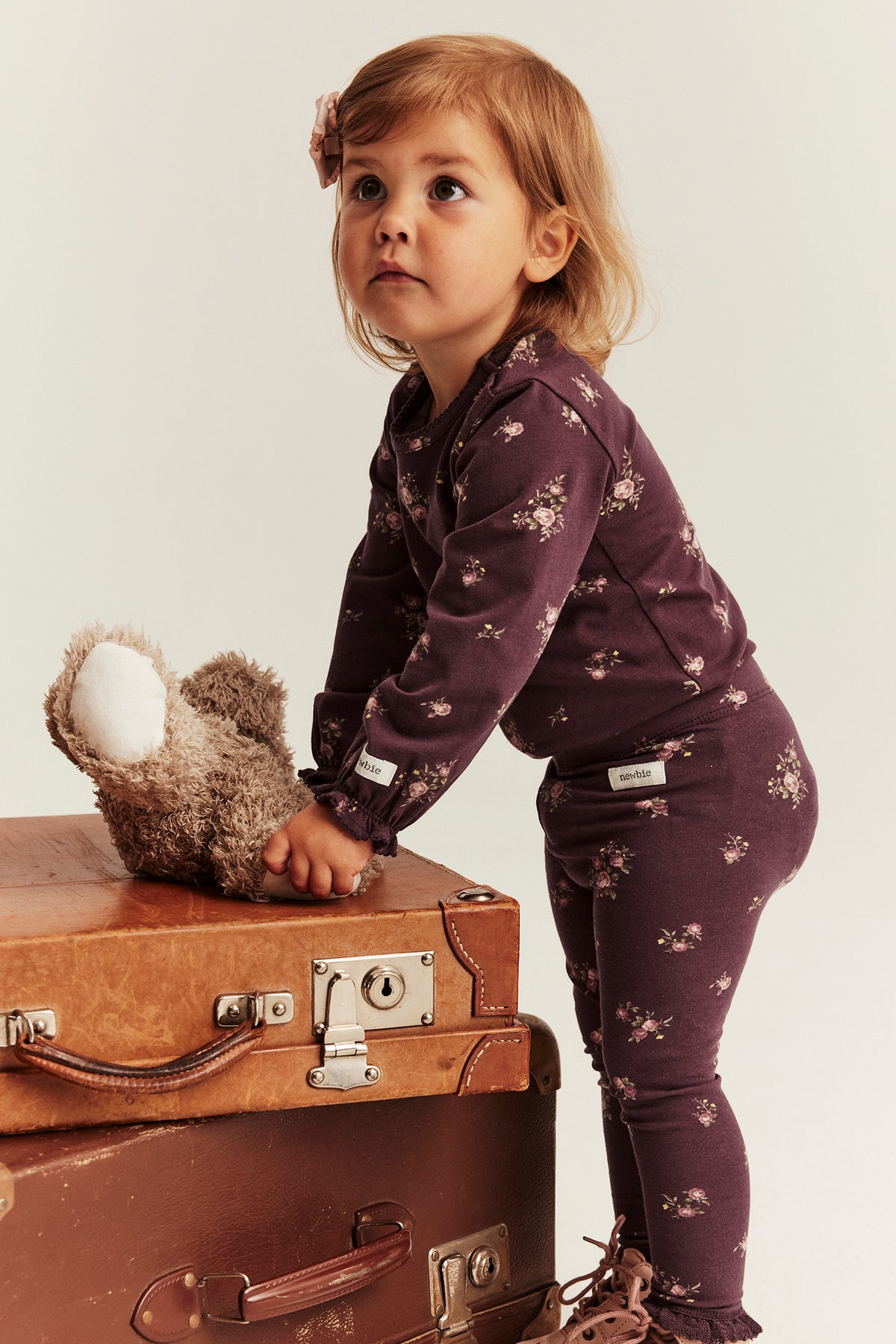 Wine red